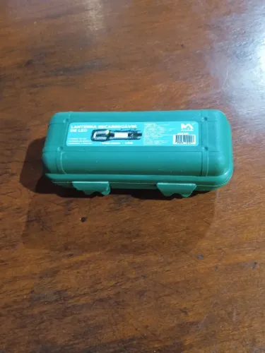 Lanternas pequenas recarregaveis com cabo usb,/7 caixas,(40,00 umidades)