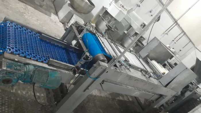 Modeladora automatica. Vendo ou troco ( *)