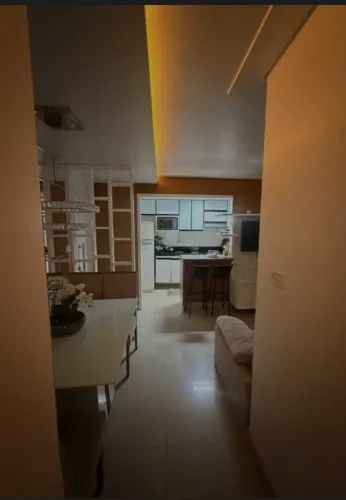 Ref.540(G) B. Jabotiana Vende-se apartamento (MOBILIADO), c/ suite, varanda e elevador [96