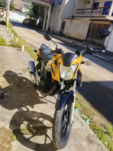 Titan 160 