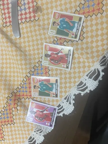 Figurinhas legends