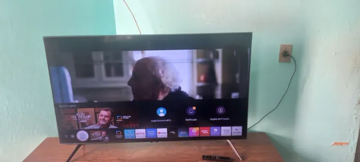 VENDO TV  SAMSUNG 50 POLEGADAS SMART 800 REAIS ZAP 61- * 