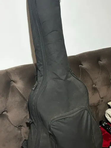 Vendo violão strimberg London