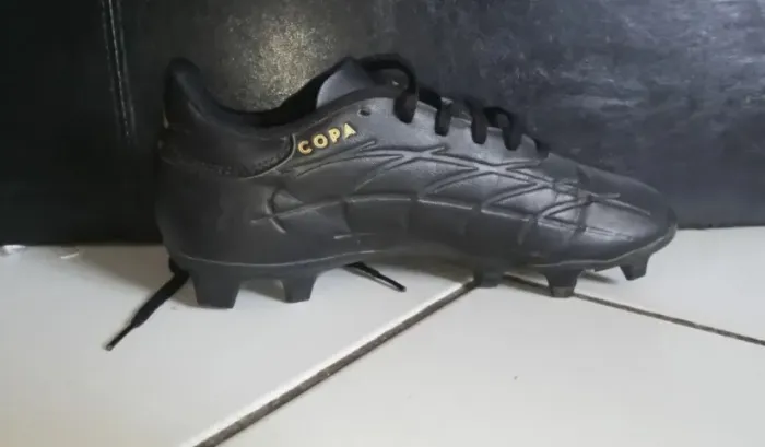 Chuteira de travas (campo) Adidas copa pure