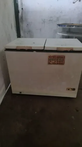 Vende-se freezer com defeito