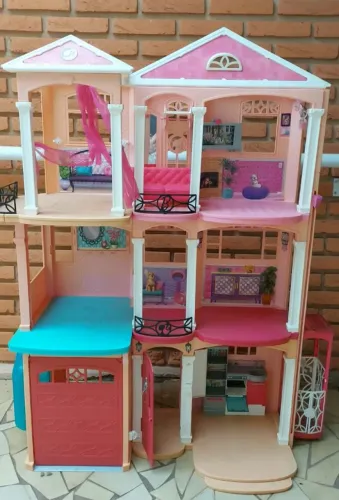 Casa da Barbie Dreamhouse 2015 (Mattel) de 3 Andares com Garagem