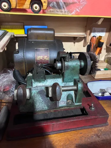 Máquina de fazer chave Gold 1