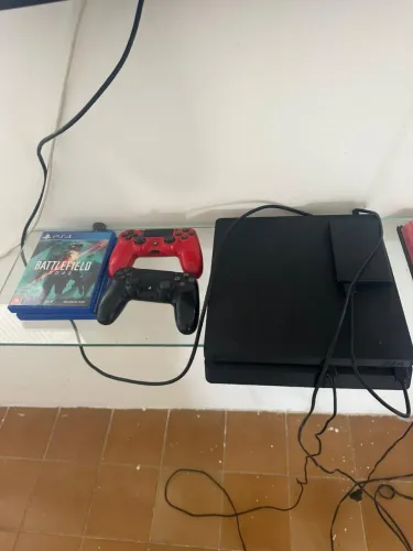 PlayStation slim 4