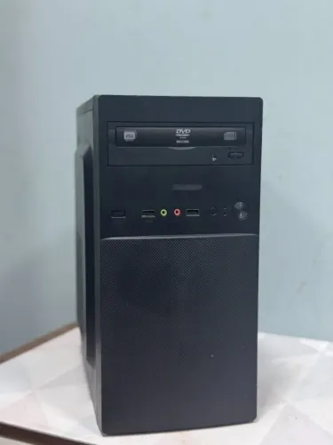 CPU Intel Core i3 - Ideal para Caixa, Comércio e Escritório