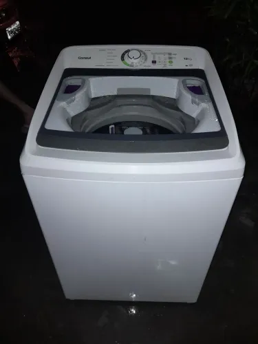 Lavadora de roupas Consul 12kg bem novinha.
