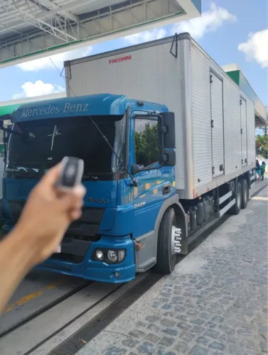 Motorista de caminhão truk 3/4 ou toco