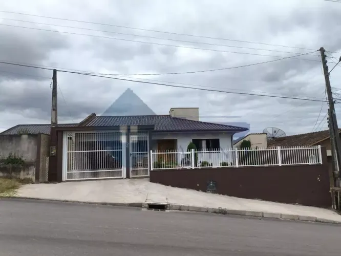 CASA PARA ALUGUEL E VENDA