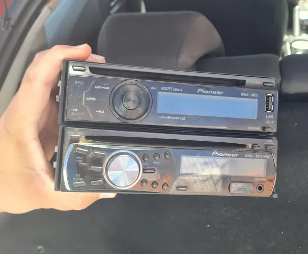 Toca cd pioneer na promoção completos Bluetooth e sub FAÇO ENTREGAS