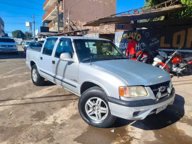 Chevrolet S10 Pick-up Luxe 2.8 4X2 CD TB Int.dies. 2000
