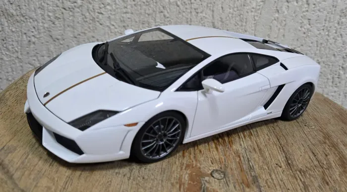 Lamborghini Gallardo LP550-2, "Valentino Balboni Edition" 1/18 Auto Art