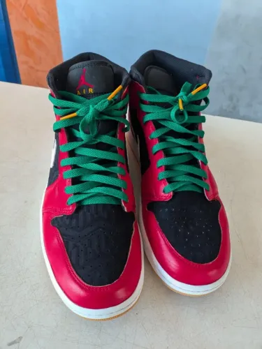 Tênis Air Jordan 1 Mid SE "Barcelona Sweater" Tamanho 43