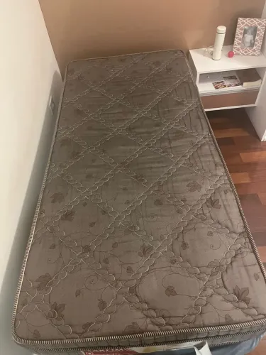 Macio Colchão  Solteiro e novíssimo