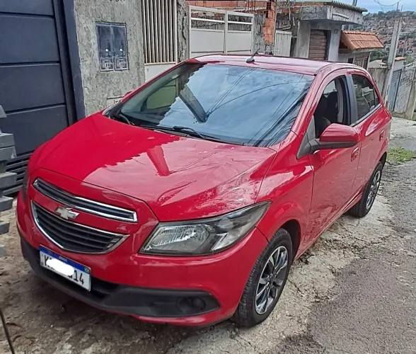 Chevrolet Onix Hatch LT 1.0 8V Flex Power Mec. 4P 2013