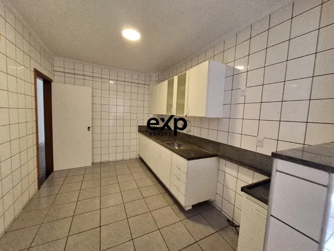 Apartamento com 3qtos. / 2 suítes para alugar, 140m² - Mata da Praia