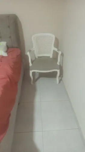 Vende cadeira antiga