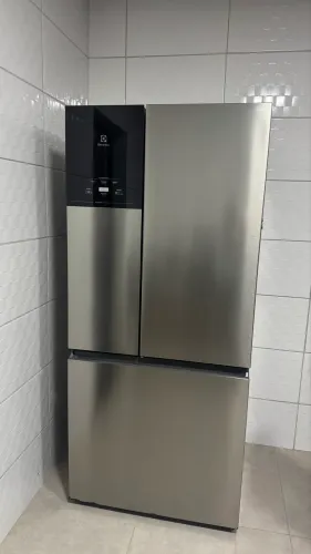 Geladeira Electrolux French Door 590L