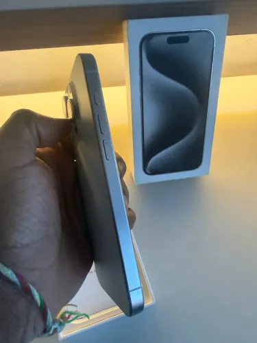 iPhone 15 Pro 128GB 80%? Impecável com caixa