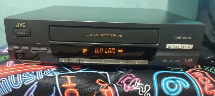 VIDEO CASSETE JVC ANOS 90 FUNCIONANDO PERFEITAMENTE. 
