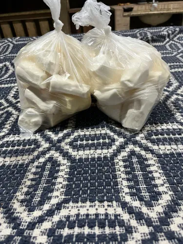 Mandioca Descascada R$6,00 kg