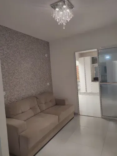 Imóvel para venda tem 80 metros quadrados com 2 quartos