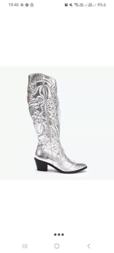 Bota western couro prata Lança perfume