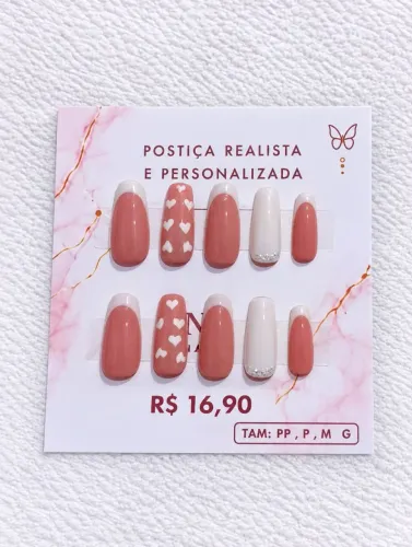 Postiça realista pronta