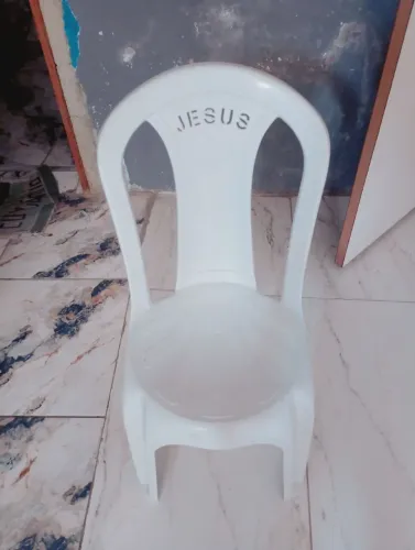 12 cadeiras bistrô jesus branca 