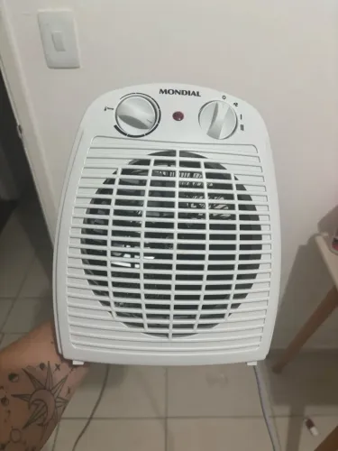 Aquecedor elétrico portátil