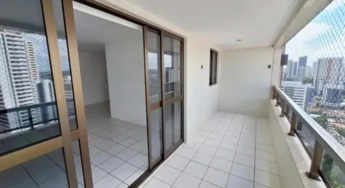Apartamento á venda com 134 metros quadrados com 4 quartos em Casa Forte - Recife - PE.