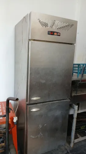 Freezer industrial vertical!