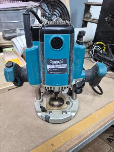Tupia Makita 12mm Rp2301fc (Usado)