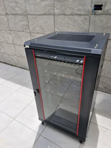 Rack 24u 2 switch cisco 48 portas