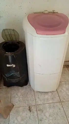 Tanquinho e centrífuga