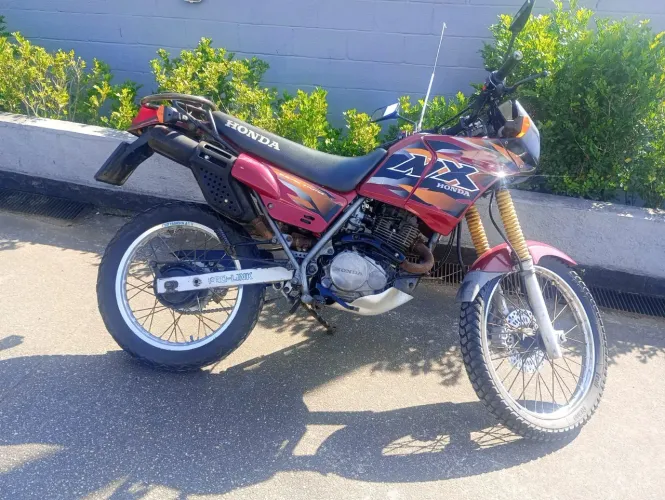 Honda NX 200 (aceito carro VW)