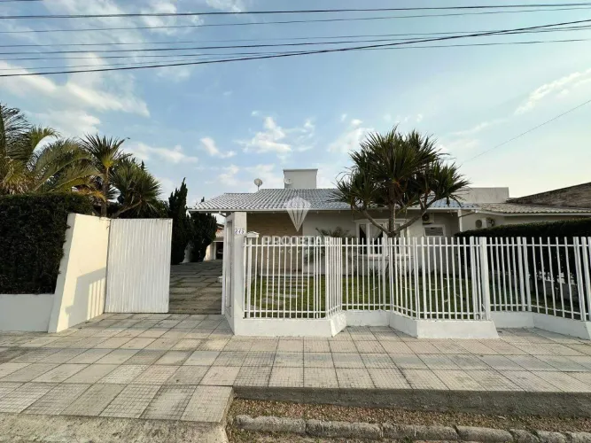 Casa à venda em Sombrio no bairro São José