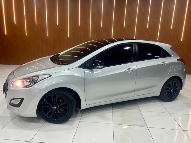 Hyundai I30 1.8 16V Aut. 5P 2016