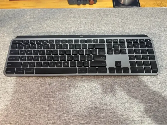 Teclado Sem Fio Logitech MX Keys for Mac Bluetooth Iluminado USB-C