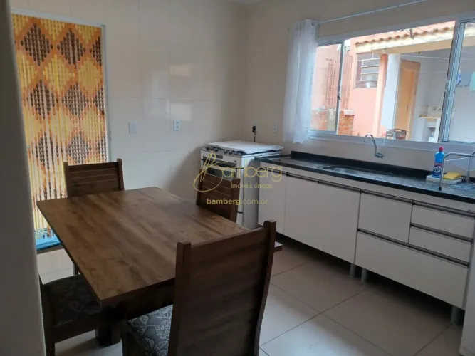 Casa Terrea, 370m, 3 quartos, 1 suíte, 3 vgs, Cerqueira Cesar Interior SP