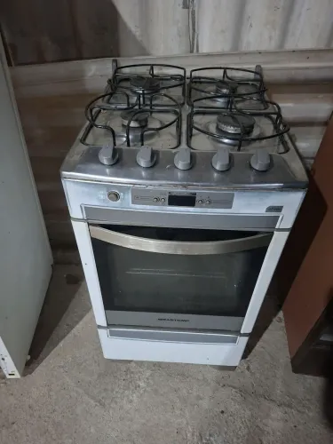 Fogao 4 bocas brastemp com acendimento automatico forno ok sem tampa de vidro por 199 Reai