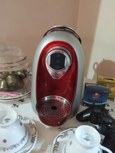 Cafeteira 3 coracoes