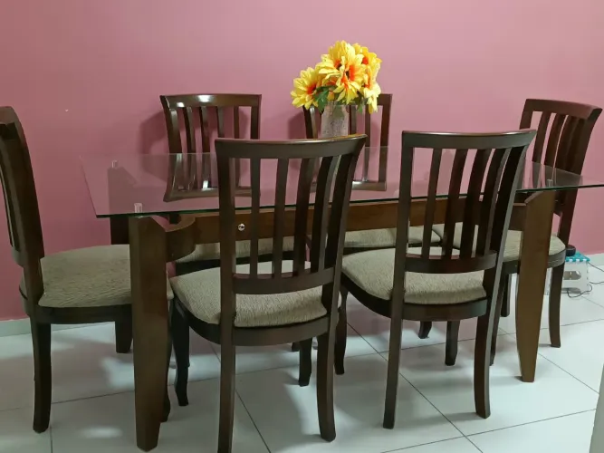 Mesa linda 6 cadeiras