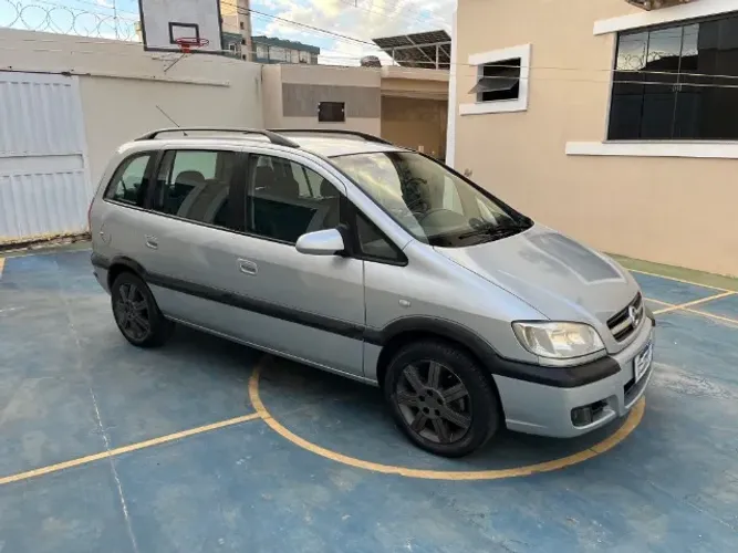Chevrolet Zafira Eleg.2.0 MPFI Flexpower 8V 5P AUT 2010