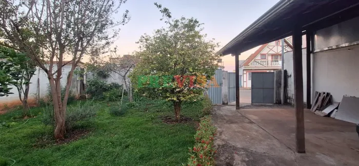 Casa com 2 quartos à venda em Dores Do Indaiá