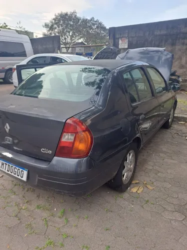 Renault Clio RT/ Privilège 1.6 16V 5P 2003