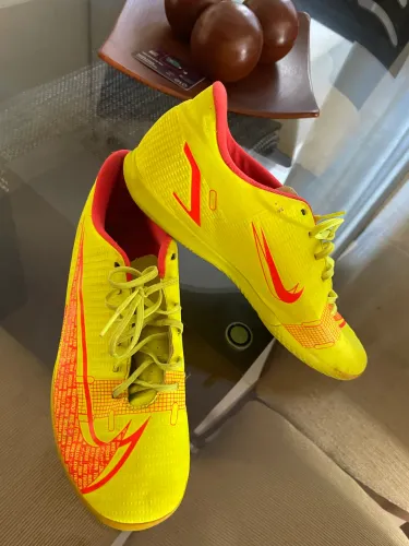 Mercurial N 38 original super conservada $ 85
